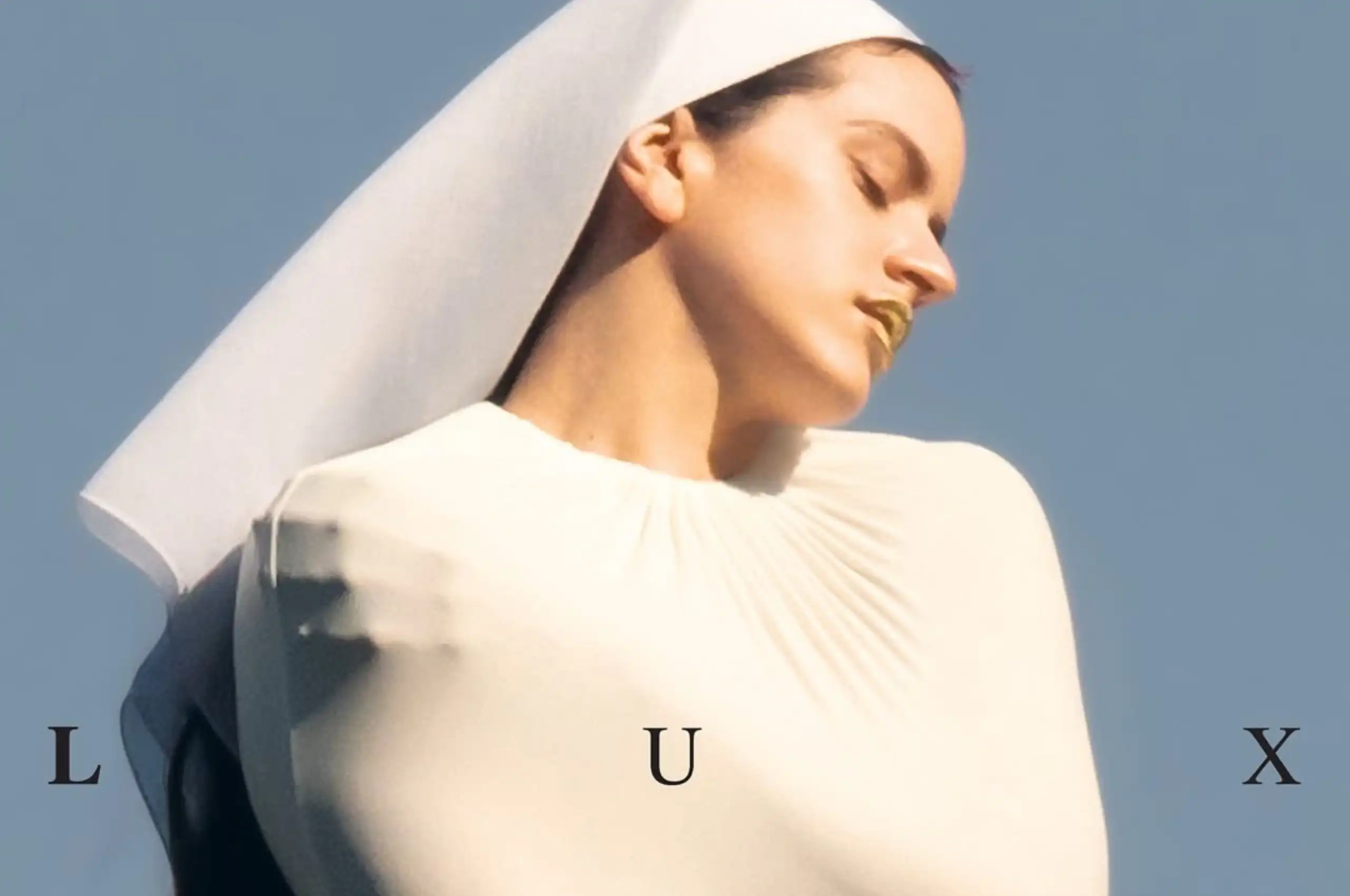 Rosalía presenta la portada de su álbum LUX 2025.