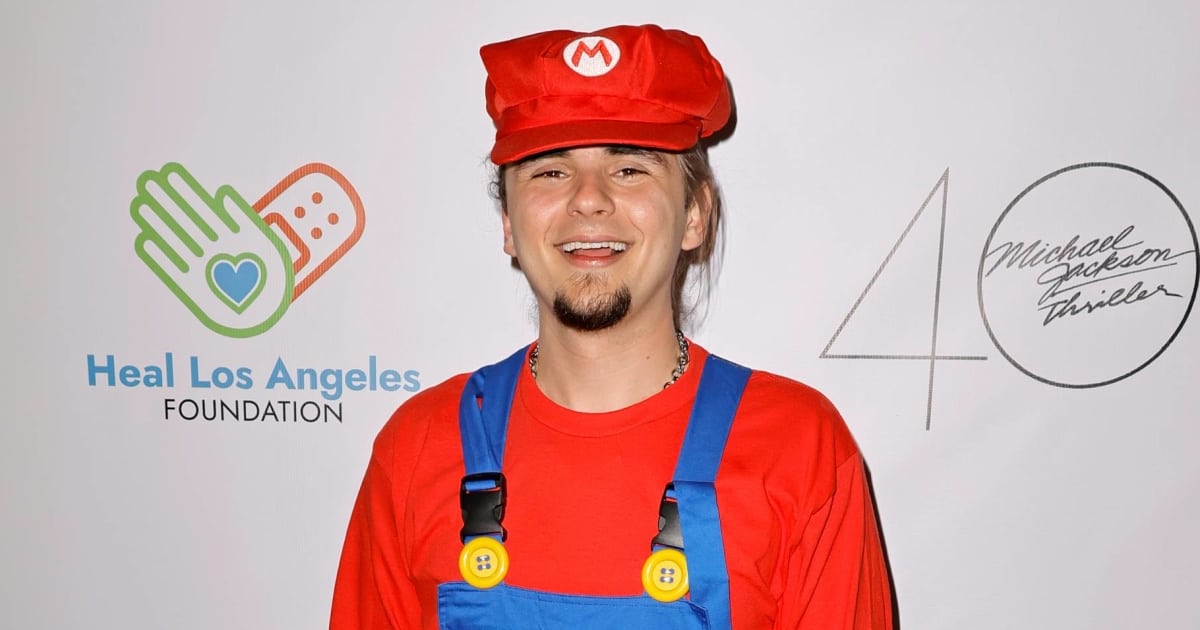Prince Jackson impulsa el Thriller Challenge en Halloween 2026, fotografía de archivo